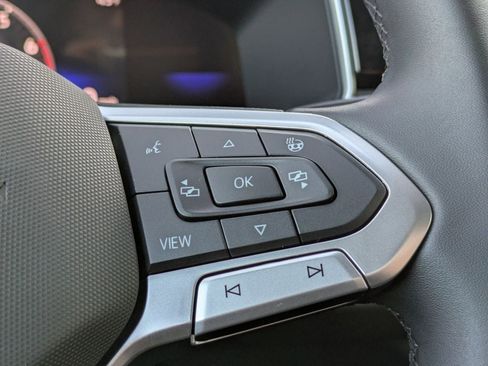 New 2026 Volkswagen Taos SE image 34