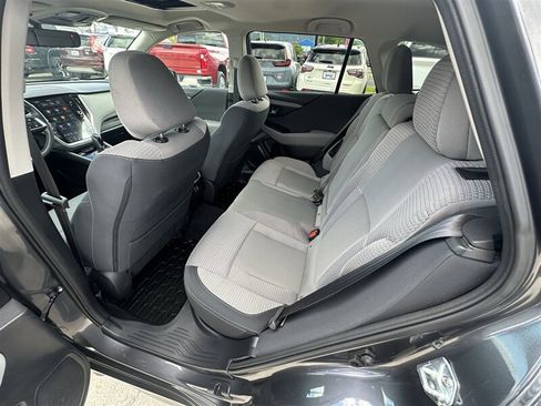 Used 2024 Subaru Outback Premium AWD/4WD image 12