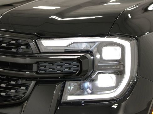 New 2025 Ford Ranger Lariat w/ FX4 Off-Road Package image 12