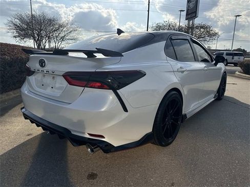 Used 2021 Toyota Camry XSE image 5