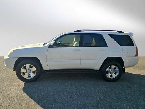 Used 2005 Toyota 4Runner SR5 image 6