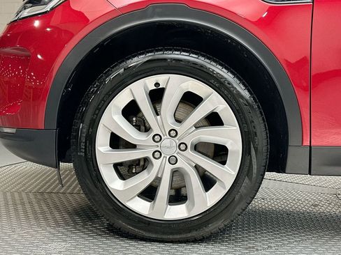 Used 2023 Land Rover Discovery Sport SE image 13