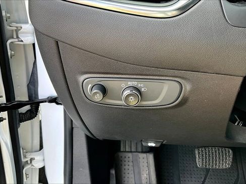 Certified 2023 Chevrolet Equinox LT w/ LPO, Floor Liner Package image 26