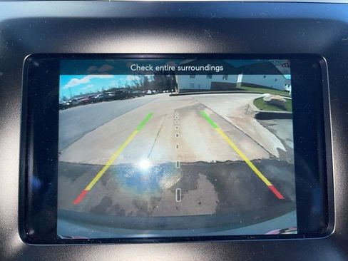 Used 2021 Jeep Cherokee Latitude Plus image 10