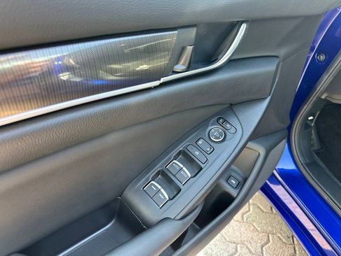 Used 2022 Honda Accord Sport Special Edition image 9