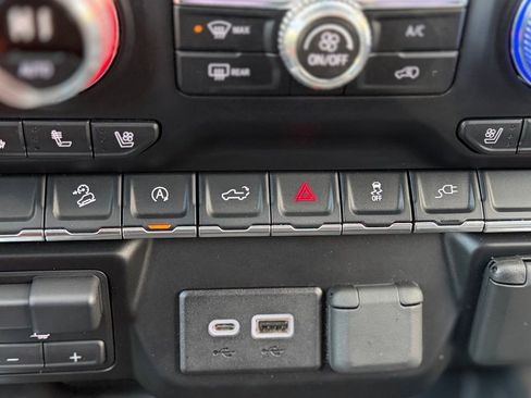 Used 2019 GMC Sierra 1500 SLT w/ SLT Convenience Package image 13