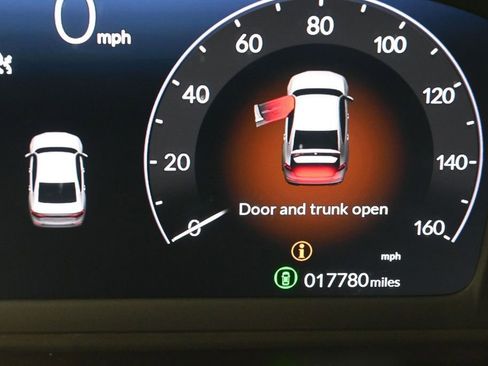 Used 2025 Honda Accord LX image 11