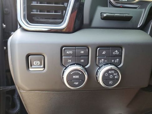 Used 2024 GMC Sierra 1500 Denali w/ Denali Reserve Package image 30
