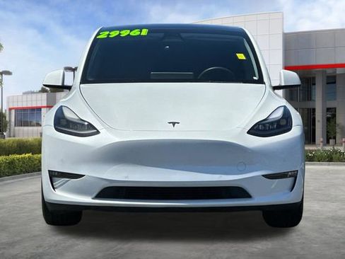 Used 2022 Tesla Model Y Performance AWD/4WD image 10