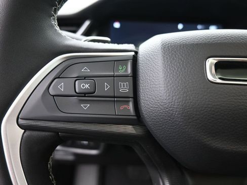 New 2025 Jeep Grand Cherokee Laredo X w/ Luxury Tech Group I image 28