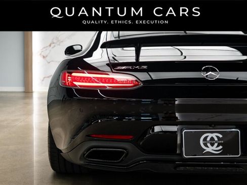 Used 2017 Mercedes-Benz AMG GT Coupe image 28