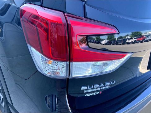 Certified 2023 Subaru Forester Premium AWD/4WD image 27