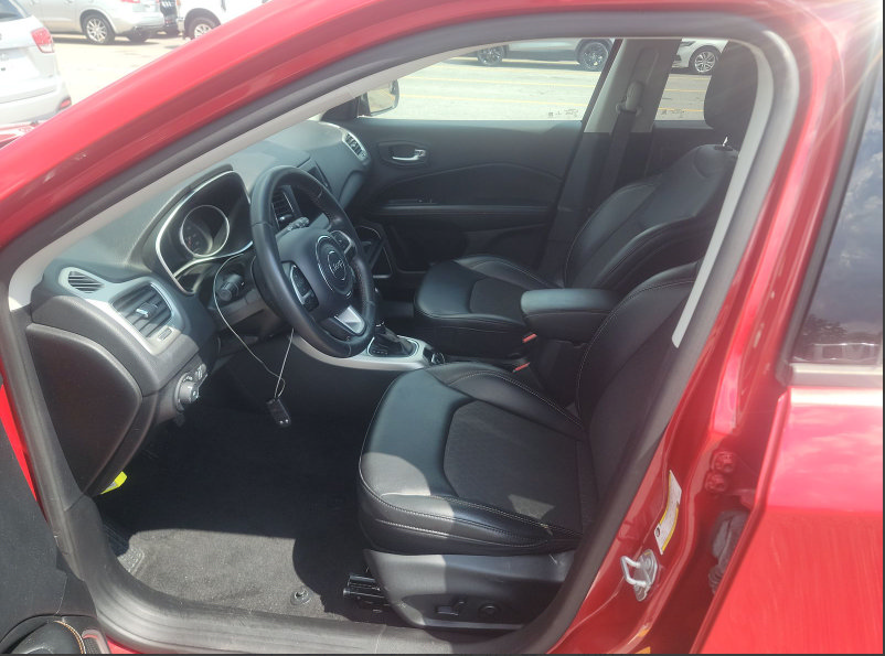 Used 2019 Jeep Compass Latitude w/ Popular Equipment Group FWD image 5