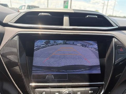 Used 2023 Chevrolet TrailBlazer RS w/ Convenience Package FWD image 23
