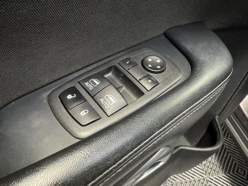 Used 2021 Dodge Challenger R/T image 11