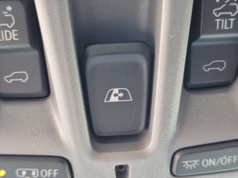 Used 2026 GMC Sierra 2500 Denali w/ Denali Reserve Package image 25