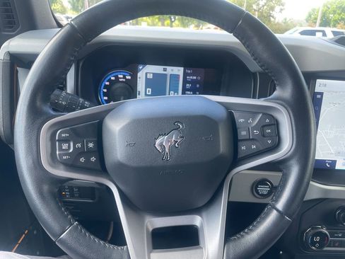 Used 2023 Ford Bronco Badlands AWD/4WD image 14