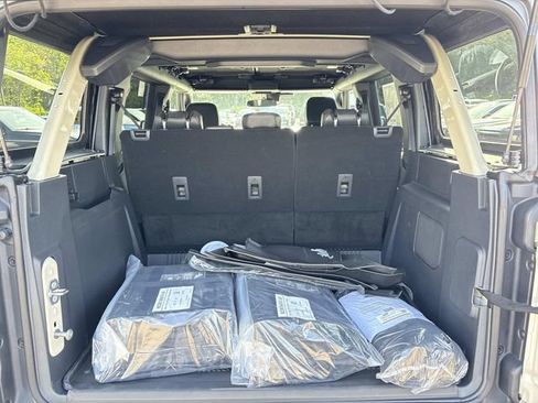 New 2026 Ford Bronco Badlands AWD/4WD image 13