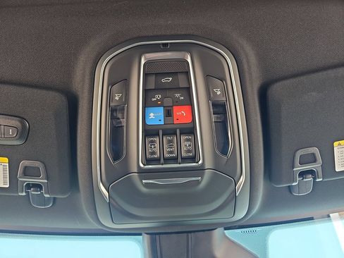 New 2026 Jeep Grand Cherokee L Limited AWD/4WD image 33