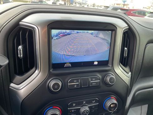 Used 2019 Chevrolet Silverado 1500 RST image 19