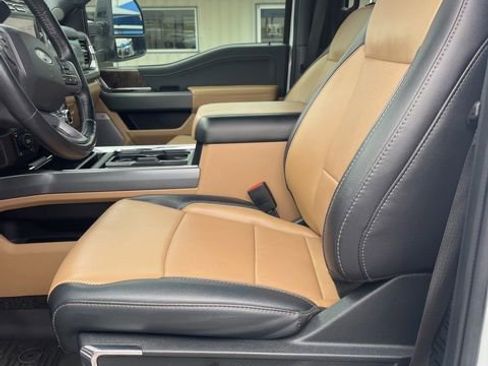 Used 2024 Ford F250 Lariat w/ Sport Appearance Package AWD/4WD image 11