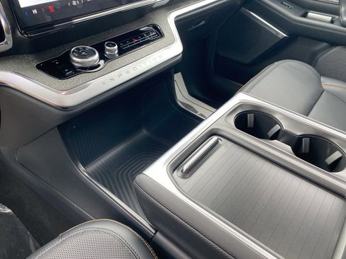 New 2026 Ford Expedition Tremor image 15