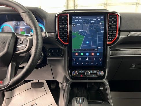 New 2025 Ford Ranger Raptor image 39