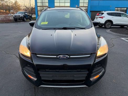 Used 2016 Ford Escape SE w/ SE Leather Comfort Package FWD image 28