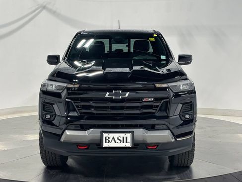 Used 2023 Chevrolet Colorado Z71 w/ Z71 Convenience Package 2 AWD/4WD image 9