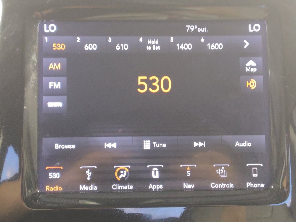 Used 2019 Jeep Cherokee Limited AWD/4WD image 25