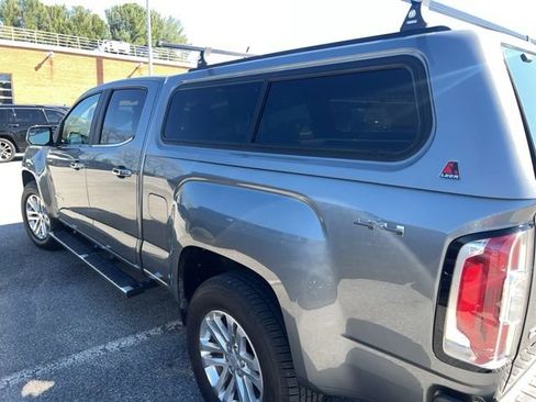 Used 2018 GMC Canyon SLT w/ Driver Alert Package image 5