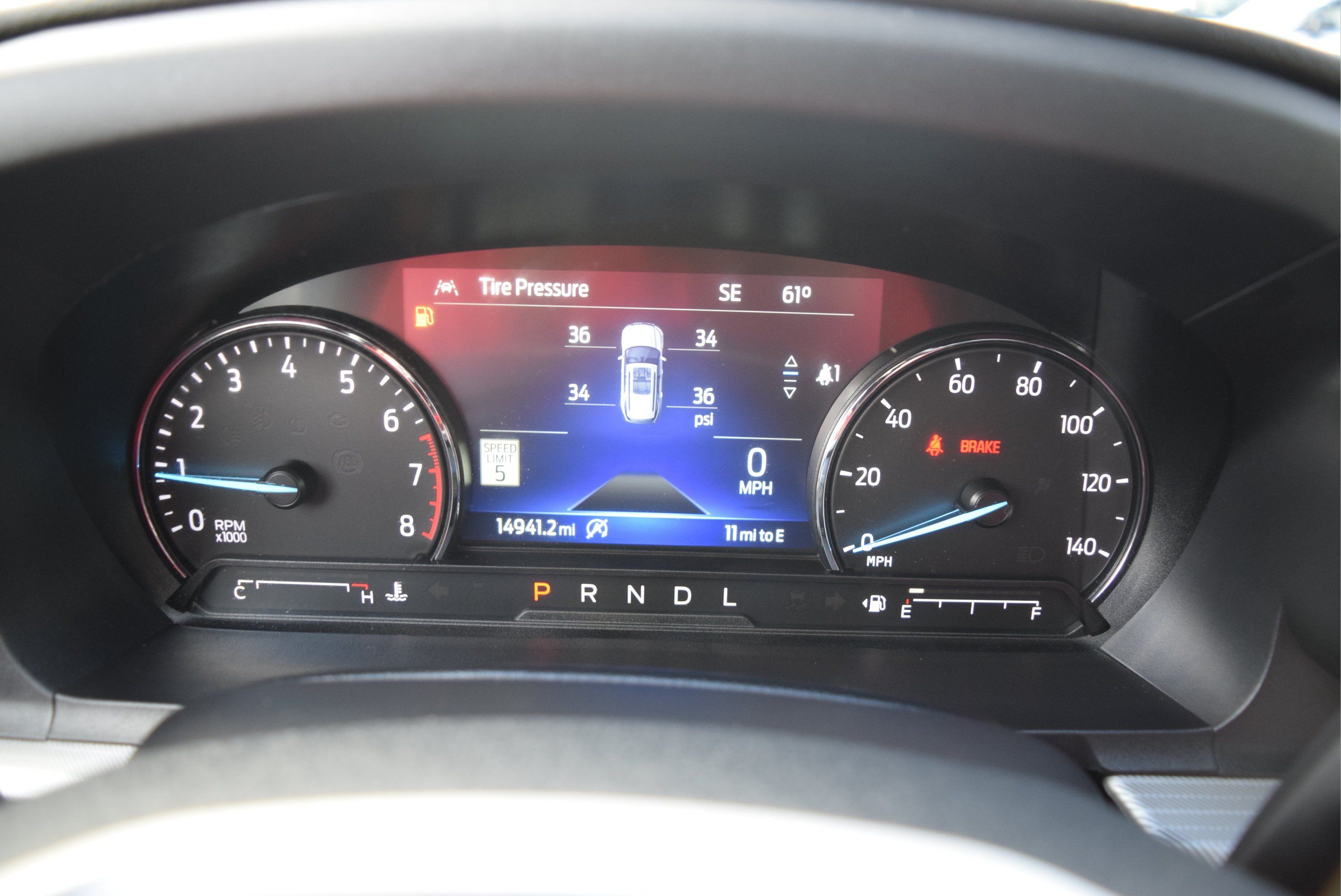 Used 2024 Ford Explorer XLT w/ Equipment Group 202A AWD/4WD image 14