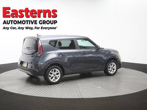 Used 2023 Kia Soul LX w/ LX Technology Package FWD image 40