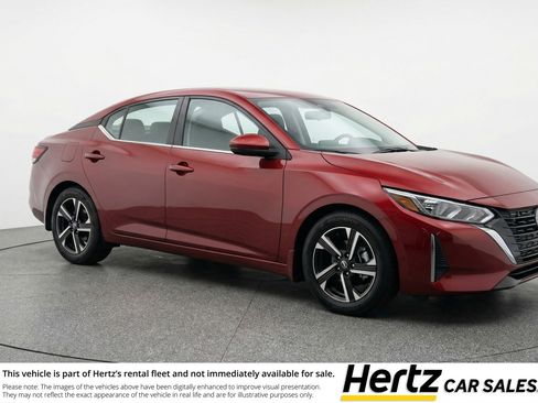 Used 2025 Nissan Sentra SV image 1