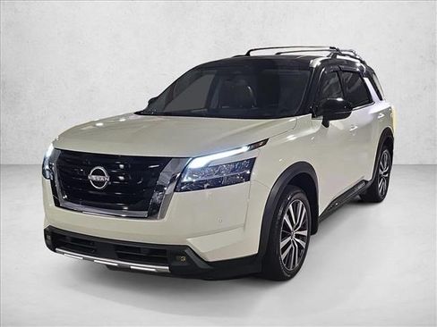 Used 2022 Nissan Pathfinder Platinum w/ Cargo Package AWD/4WD image 1