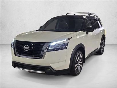 Used 2022 Nissan Pathfinder Platinum w/ Cargo Package