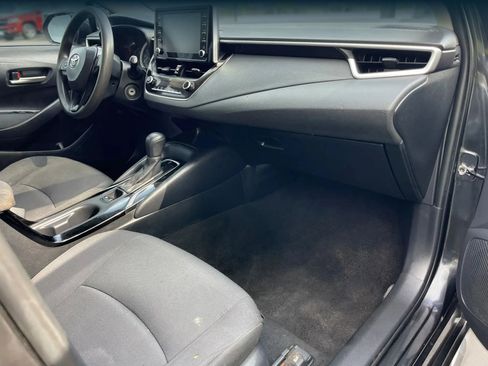 Used 2020 Toyota Corolla LE image 7