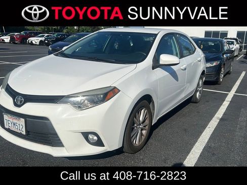 Used 2014 Toyota Corolla LE FWD image 1