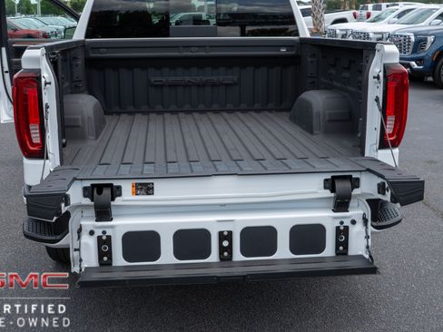 Used 2023 GMC Sierra 1500 Denali w/ Denali Reserve Package AWD/4WD image 31