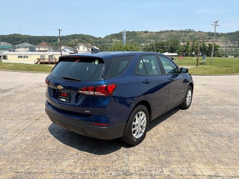 Used 2022 Chevrolet Equinox LS AWD/4WD image 8