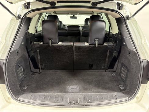 Used 2019 Nissan Pathfinder SV w/ Rock Creek Edition image 18