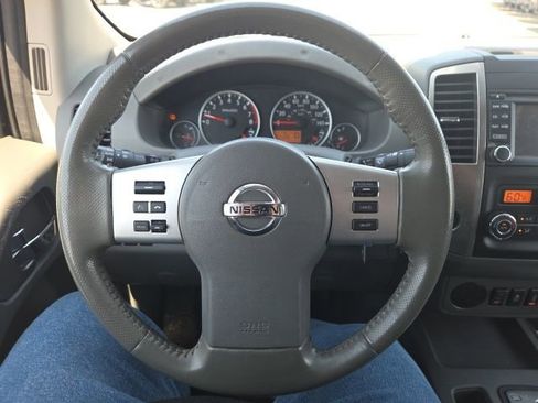 Used 2019 Nissan Frontier SL RWD image 31