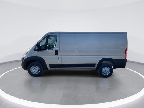 Used 2025 RAM ProMaster 2500 w/ Convenience Group image 5
