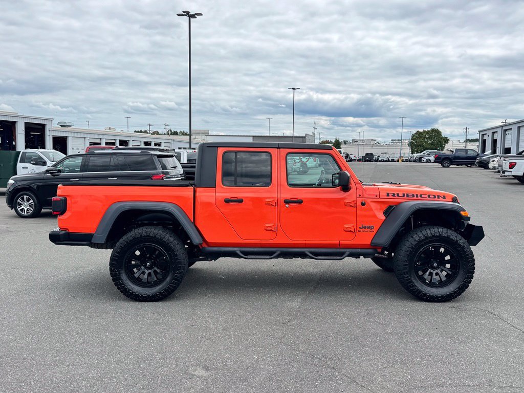 Used 2020 Jeep Gladiator Rubicon w/ Dual Top Group AWD/4WD image 8