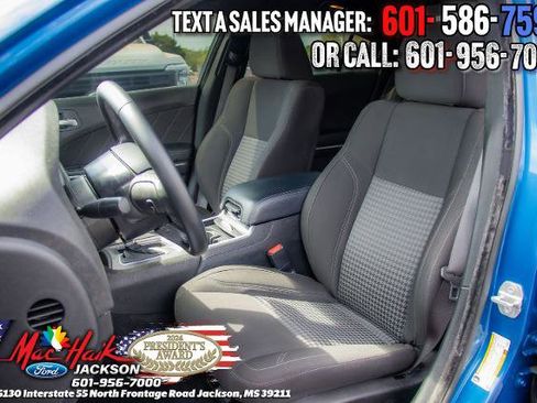 Used 2023 Dodge Charger SXT RWD image 6