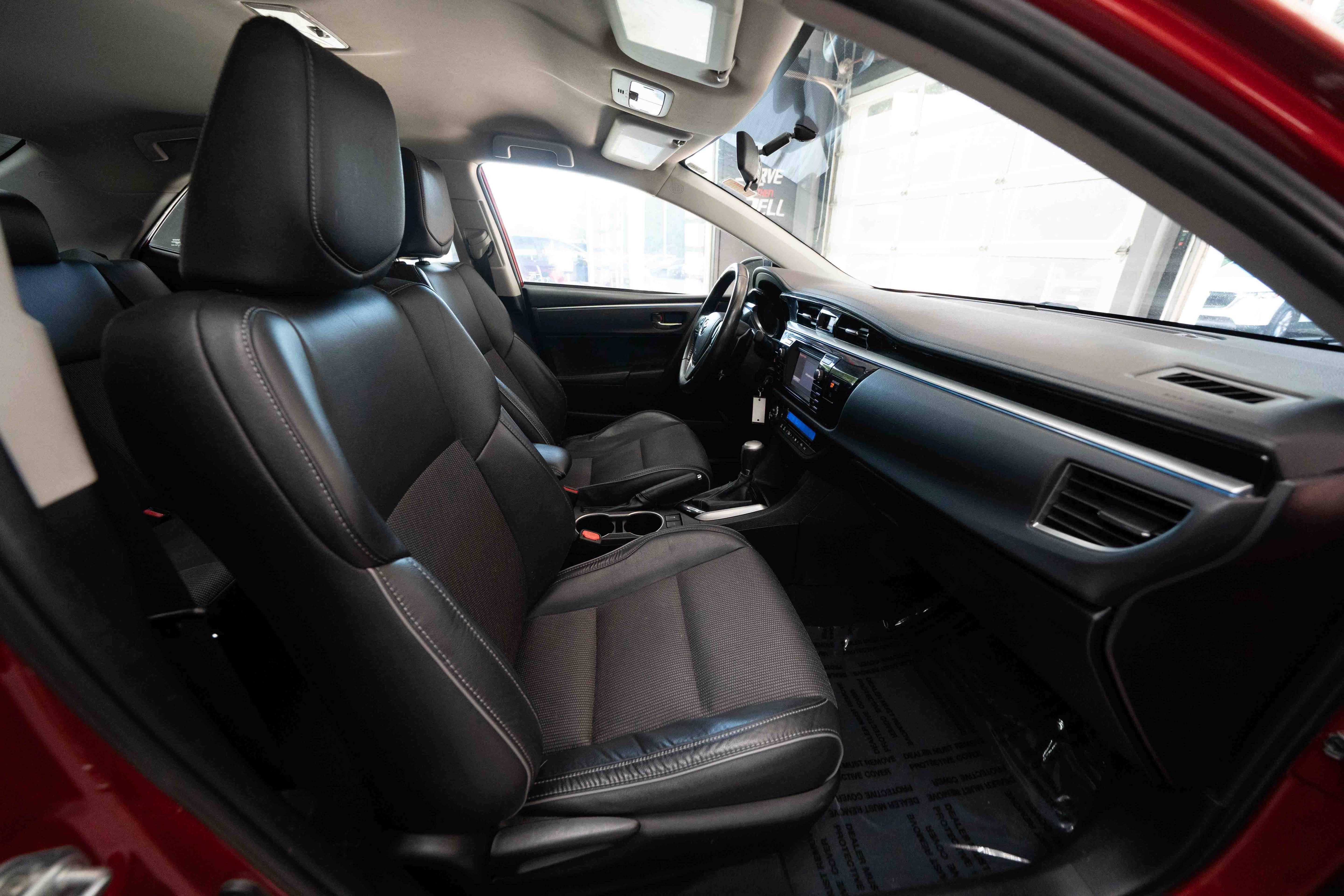 Used 2014 Toyota Corolla S FWD image 26