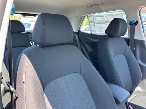 New 2026 Hyundai Venue SE FWD image 22