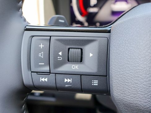 New 2026 Nissan Rogue Platinum AWD/4WD image 11