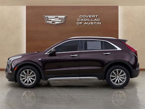 Used 2020 Cadillac XT4 Premium Luxury image 2