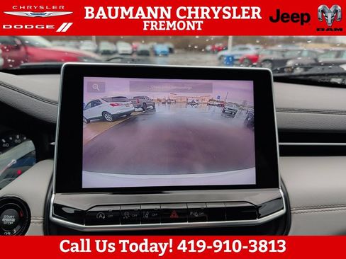 Used 2023 Jeep Compass Limited AWD/4WD image 26